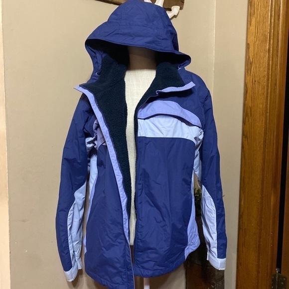 Guc Columbia Women’s Winter Coat Medium?  Blue-thick Fleece Jacket. - Picture 1 of 10
